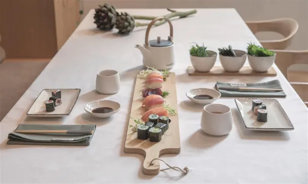 Ukiyo Ukiyo 3pc serving bowl set with bamboo tray - Ukiyo White Black