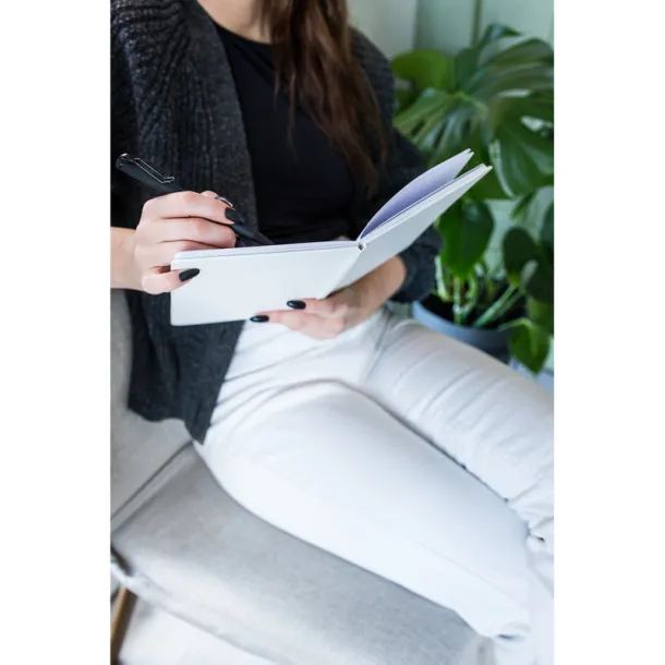 Lars Notebook A5 Bijela