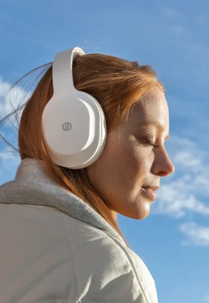 Urban Vitamin Freemond wireless ANC headphone - Urban Vitamin White 