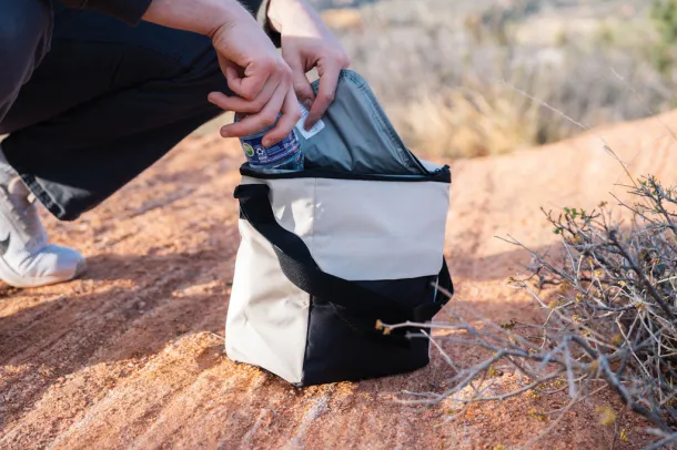  Kazu AWARE™ RPET basic cooler bag - XD Collection off white