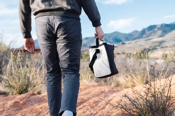  Kazu AWARE™ RPET basic cooler bag - XD Collection off white