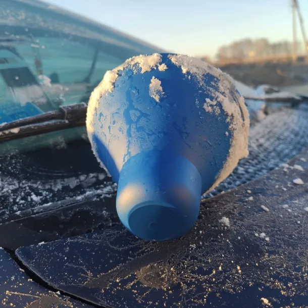  Ice scraper "cone"