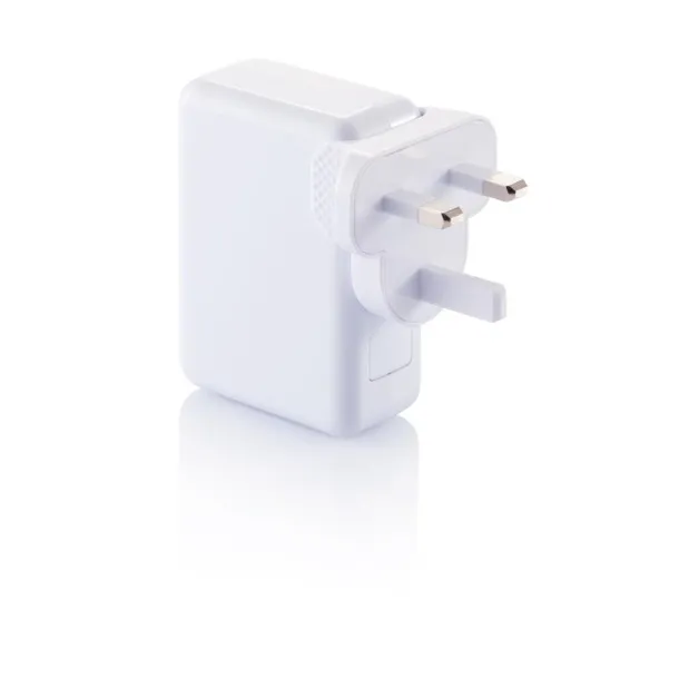  Travel plug with 4 USB ports - XD Collection White 