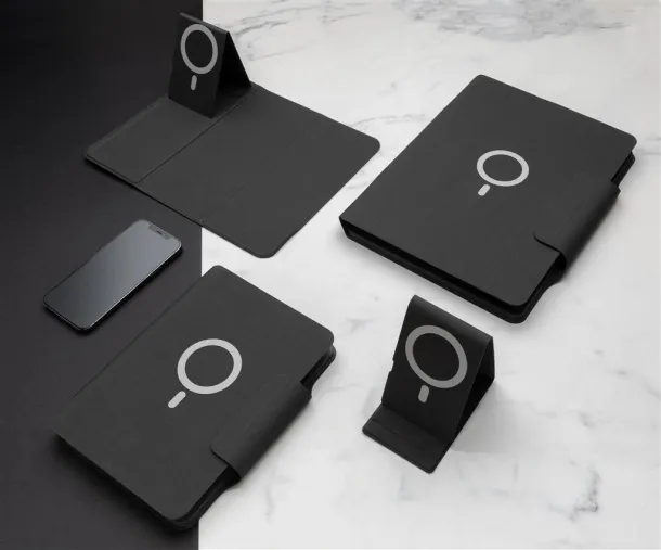  Notes s bežičnim powerbankom - 10W, A5 - XD Xclusive Crna