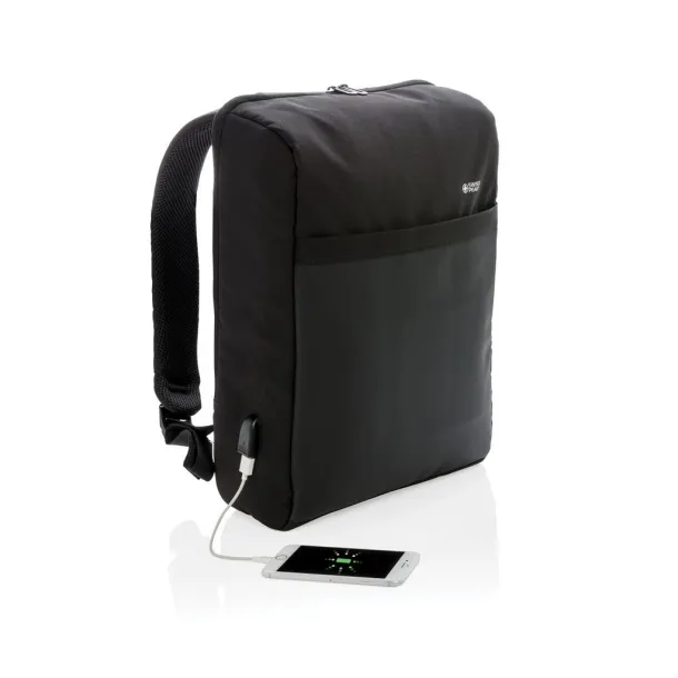  Swiss Peak USB ruksak s RFID zaštitom protiv krađe, 15" - Swiss Peak Crna