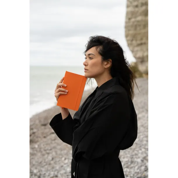  MOLESKINE Notebook approx. A5 with cover made partially from wine production waste Narančasta