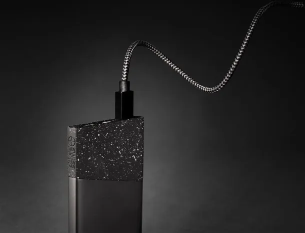  Swiss Peak 5.000 mAh pocket powerbank Black