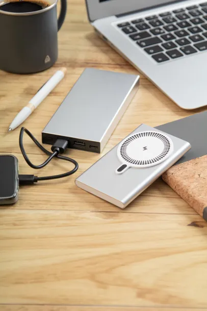 RaluStick prijenosna baterija, 5 000 mAh Srebrna