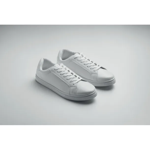 BLANCOS Sneakers in PU 37 White