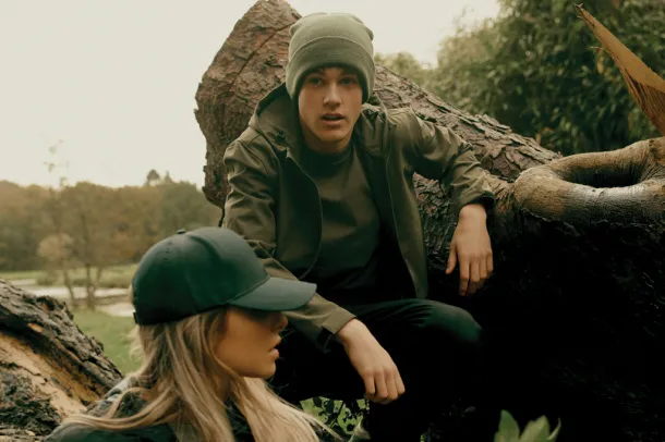  Iqoniq Makalu muška softshell jakna od recikliranog poliestera - iqoniq khaki