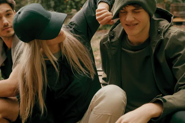  Iqoniq Makalu muška softshell jakna od recikliranog poliestera - iqoniq khaki