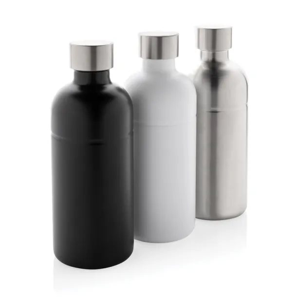  Soda boca za gazirana pića od RCS certificiranog re-čelika, 800ml - XD Xclusive Crna