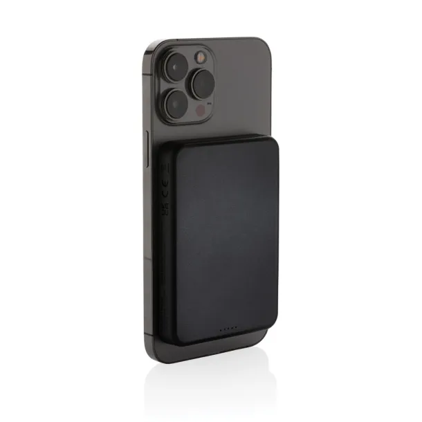  Magnetix magnetna prijenosna baterija od RCS reciklirane plastike, 5 000 mAh - XD Collection Crna