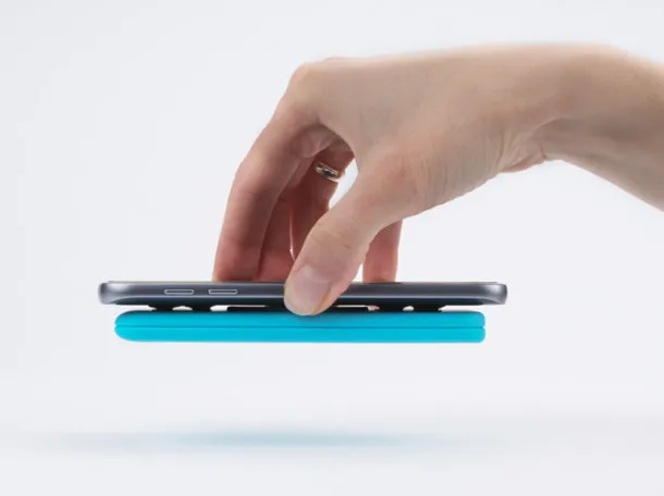 INTOUCH Power bank  4000 mAh Light blue