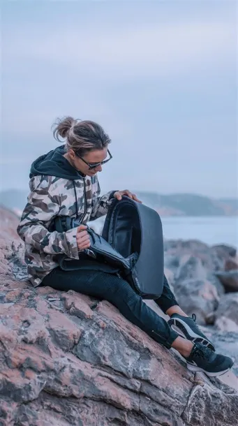  Bobby Hero Regular, Anti-theft backpack  - XD Design anthracite Anthracite