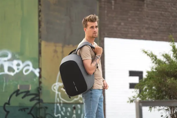  Bobby Hero Regular, ruksak sa zaštitom protiv krađe, 15,6" - XD Design Siva anthracite