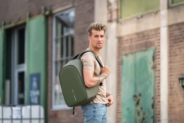  Bobby Hero Regular, ruksak sa zaštitom protiv krađe, 15,6" - XD Design Zelena Crna