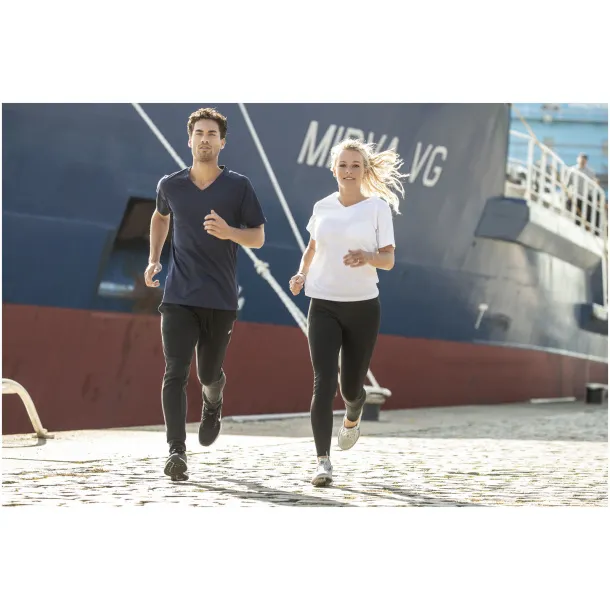 Amery muška majica kratkih rukava s V-izrezom, cool fit - Elevate Life Solid black