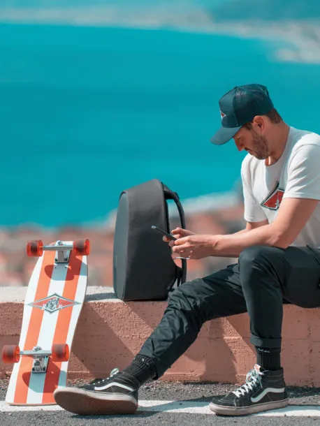  Bobby Hero mali ruksak sa zaštitom protiv krađe - XD Design anthracite Antracit