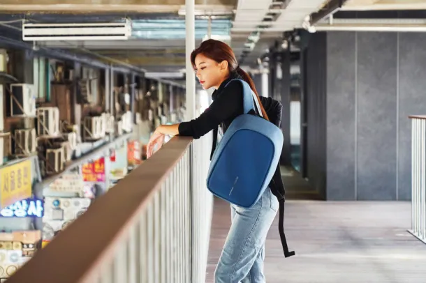  Bobby Hero Small, Anti-theft backpack - XD Design light blue Black