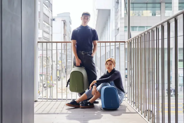  Bobby Hero Small, Anti-theft backpack - XD Design light blue, blue Black