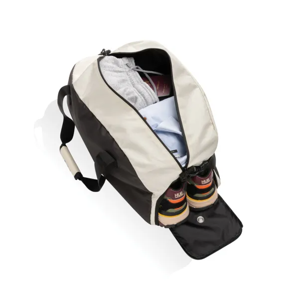  Kazu AWARE™ RPET basic weekend duffel - XD Collection white 