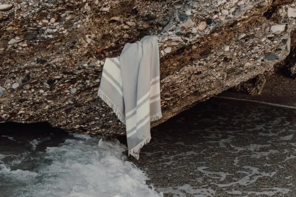  VINGA Tolo ručnik od hammam frotira - Vinga grey, off white 11-0606 TPG