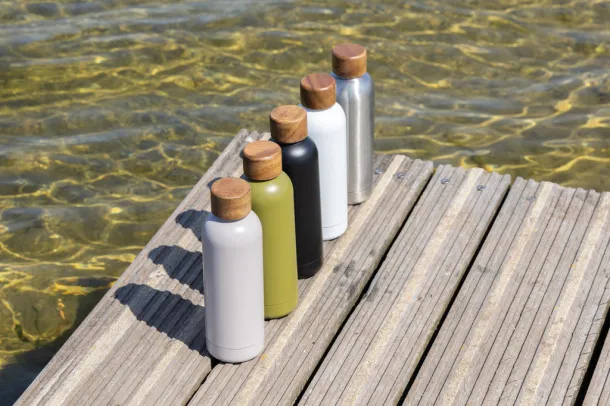  Wood vakuum boca od RCS certificiranog recikliranog nehrđajućeg čelika, 500 ml - XD Collection Siva 