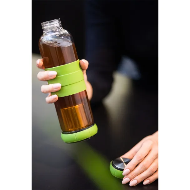 SULMONA 550 ml glass bottle with tea infuser Green