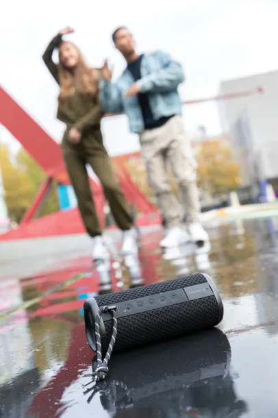 Urban Vitamin Berkeley Urban Vitamin Berkeley IPX7 waterproof 10W speaker - Urban Vitamin Black 