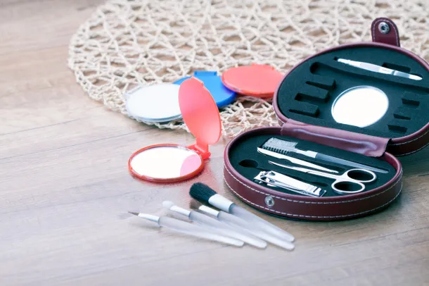 Belpu pocket mirror Red White