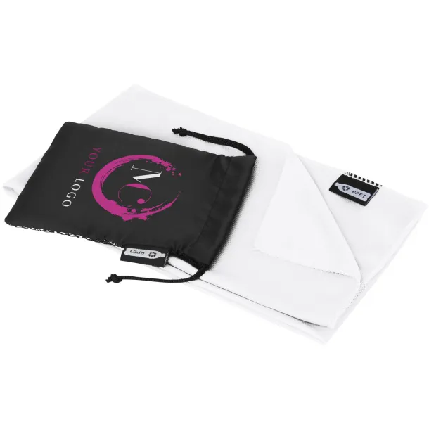 Raquel cooling towel made from recycled PET White