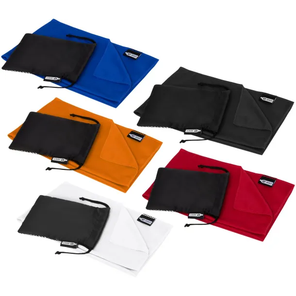 Raquel cooling towel made from recycled PET Crna