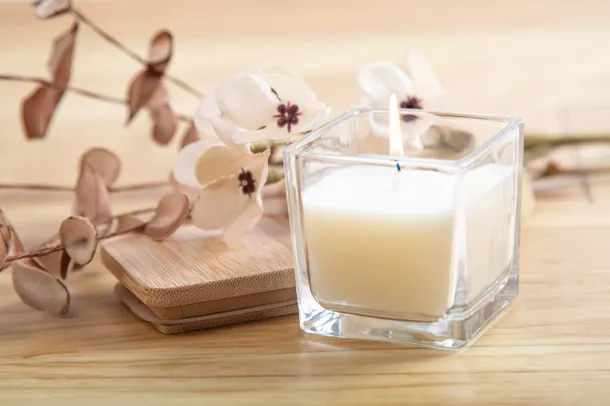 Cubama candle, vanilla White