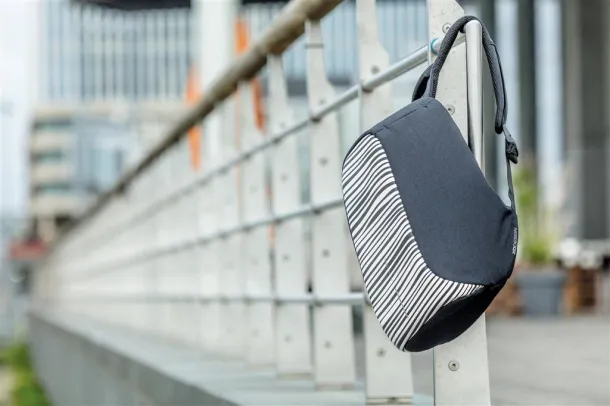 Bobby kompaktni anti-theft ruksak Crna Bijela