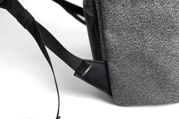  Urban, ruksak sa zaštitom protiv krađe, 15,6" - XD Design Siva Crna