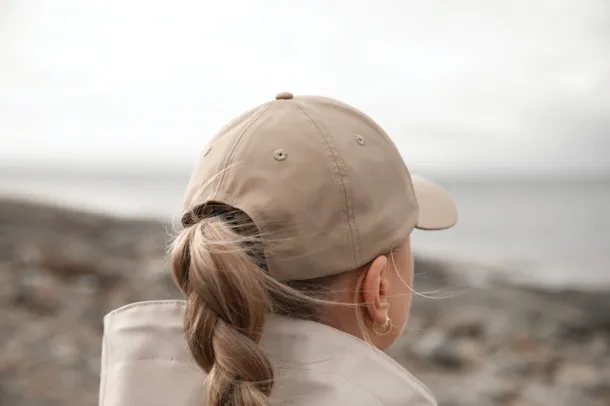  VINGA Baltimore AWARE™ recycled PET cap - Vinga greige