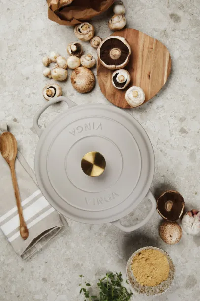  VINGA Monte emajlirani lonac od lijevanog željeza, 5,5 L - Vinga Warm Grey 3 