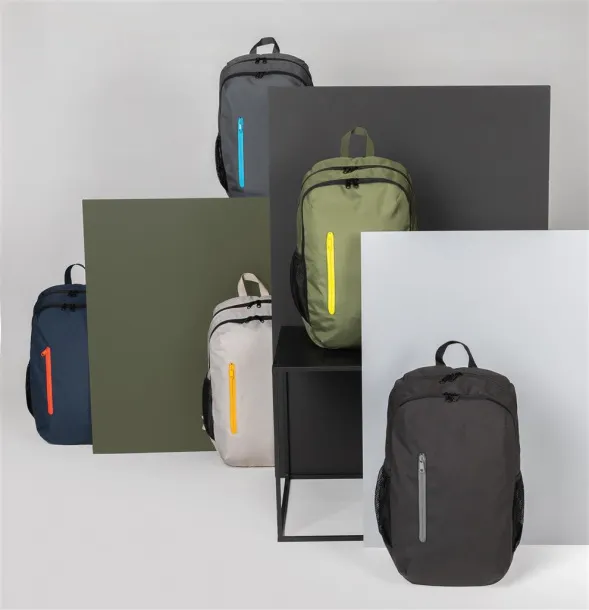  Impact AWARE™ ležerni ruksak 300D RPET, 15" - XD Collection 45533C 387