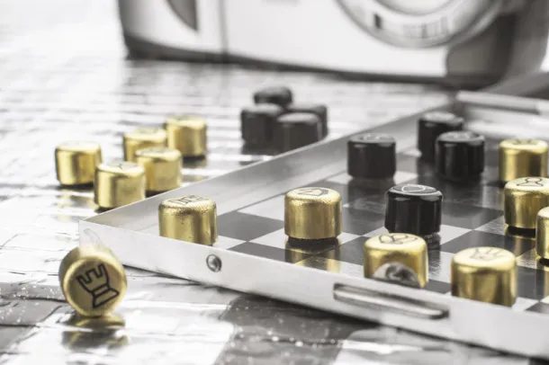 MATO Mini magnetic chess Silver