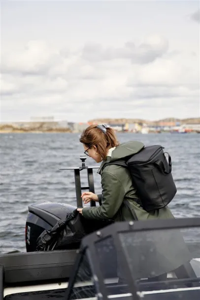  VINGA Baltimore trail cooler backpack - Vinga Crna