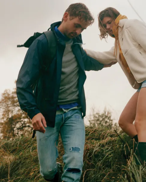  Iqoniq Logan unisex lagana jakna od recikliranog poliestera - iqoniq navy