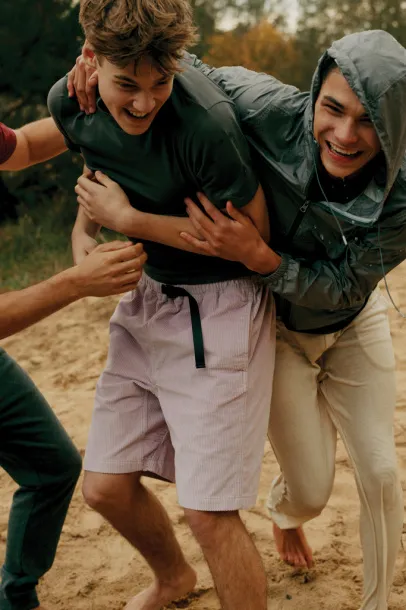  Iqoniq Logan recycled polyester lightweight jacket - iqoniq silver grey