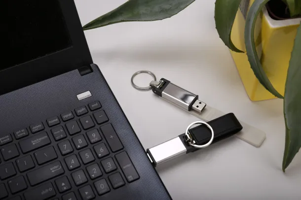 BUDVA USB flash drive  32 GB 3.0 Crna