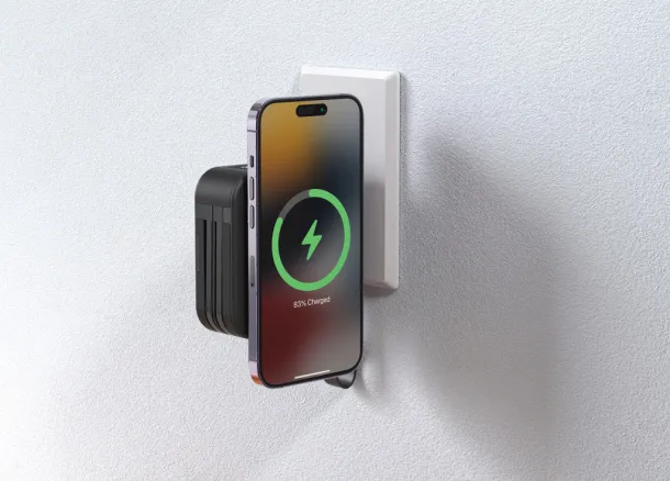  Urban Vitamin Saratoga 5u1 univerzalni punjač, 10.000 mAh - Urban Vitamin Crna