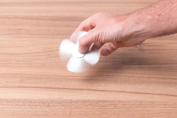 Kuler spinner USB hub White White