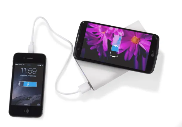 DOUBLE prijenosna baterija, 8 000 mAh Bijela