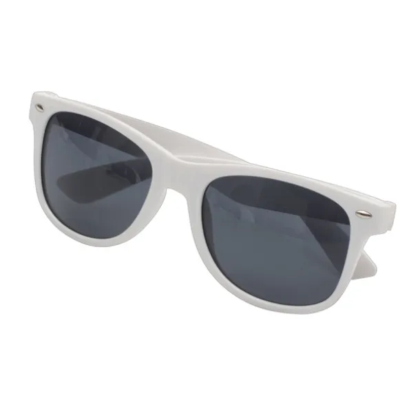 BEACHWISE sunglasses White