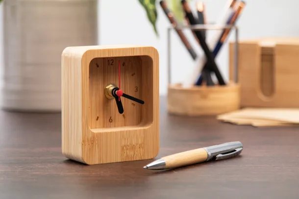 Takai table clock Natural