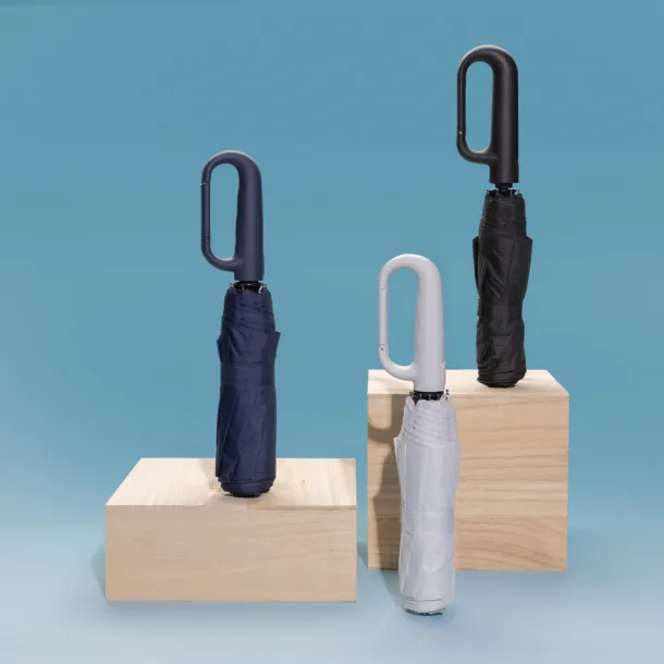 Yara 21" AWARE™ RPET jednobojni kišobran s karabinerom - XD Collection Crna 